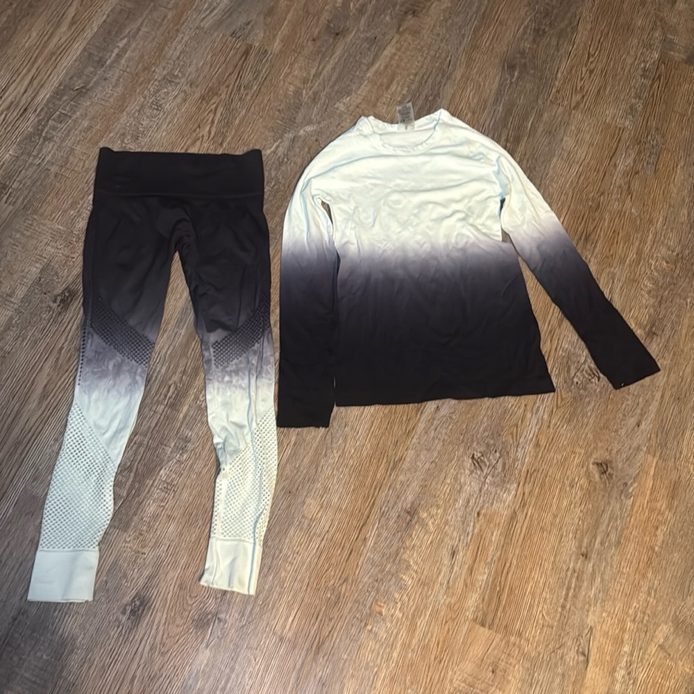 Climawear workout set. NWOT. size S